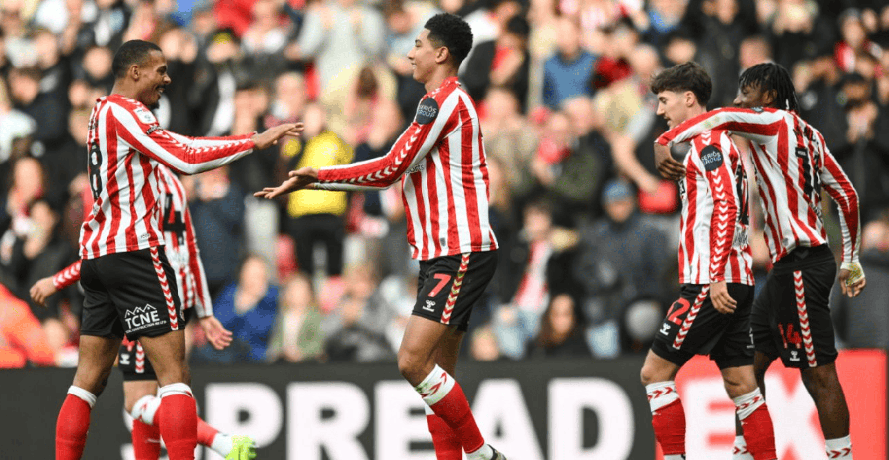 九游娱乐-赛前里尔外线爆发——英超节点到来；目标明确；阵容厚度经受考验(国家安全得到全面加强经受住了来自)